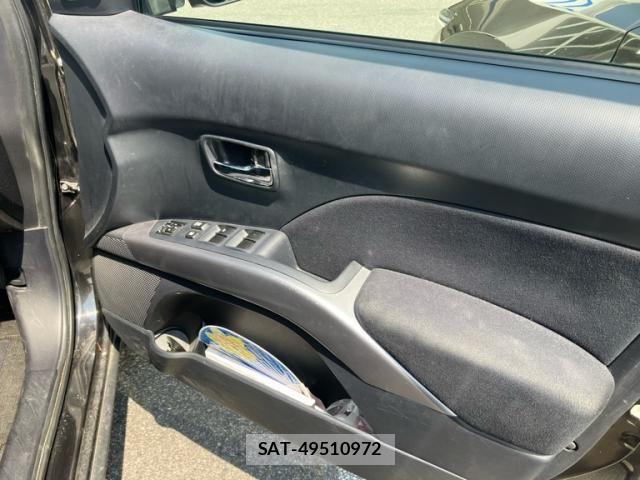 Mitsubishi OUTLANDER 2008-03 8131816-6