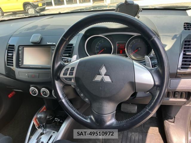 Mitsubishi OUTLANDER 2008-03 8131816-8