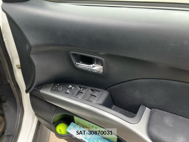 Mitsubishi OUTLANDER 2009-11 8131818-15