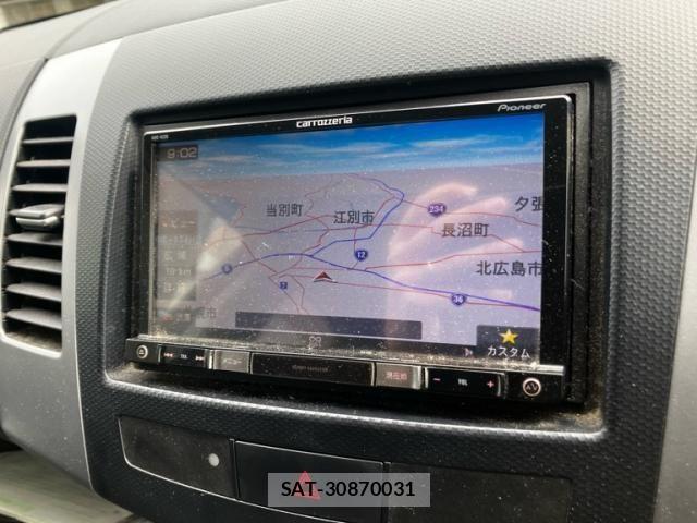 Mitsubishi OUTLANDER 2009-11 8131818-19