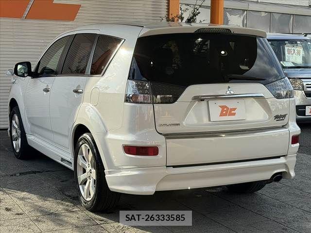 Mitsubishi OUTLANDER 2010-06 8209451-14