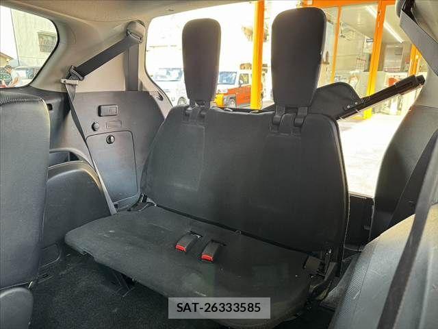 Mitsubishi OUTLANDER 2010-06 8209451-20