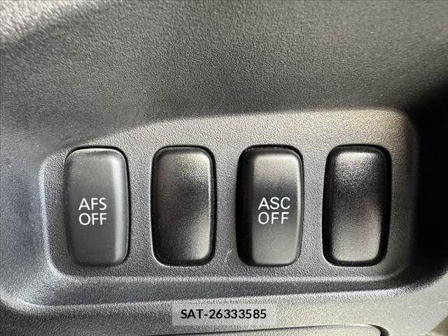 Mitsubishi OUTLANDER 2010-06 8209451-28