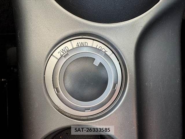 Mitsubishi OUTLANDER 2010-06 8209451-5