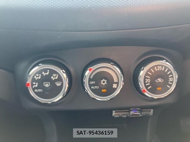 Mitsubishi OUTLANDER 2010-09 8209453-19