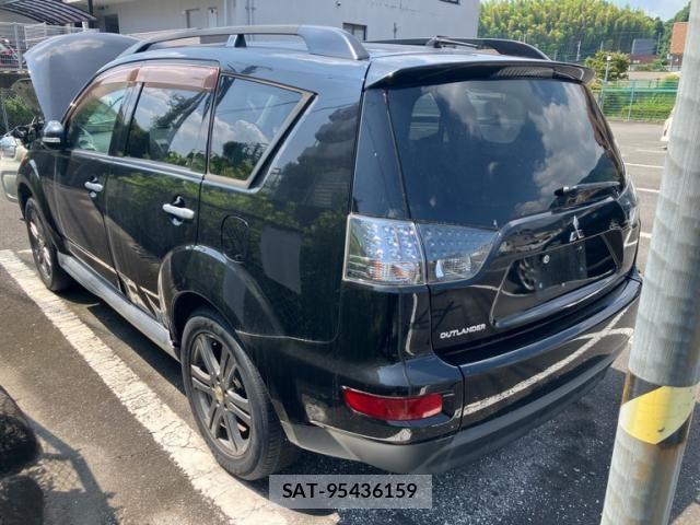 Mitsubishi OUTLANDER 2010-09 8209453-6