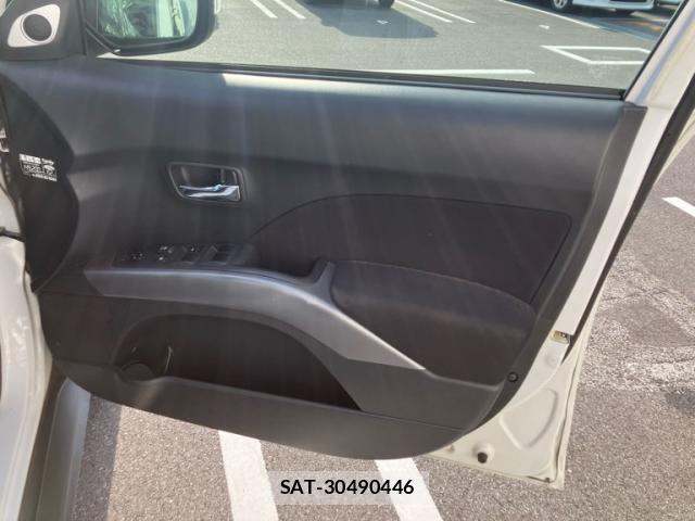 Mitsubishi OUTLANDER 2009-09 8231240-10