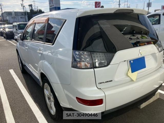 Mitsubishi OUTLANDER 2009-09 8231240-5