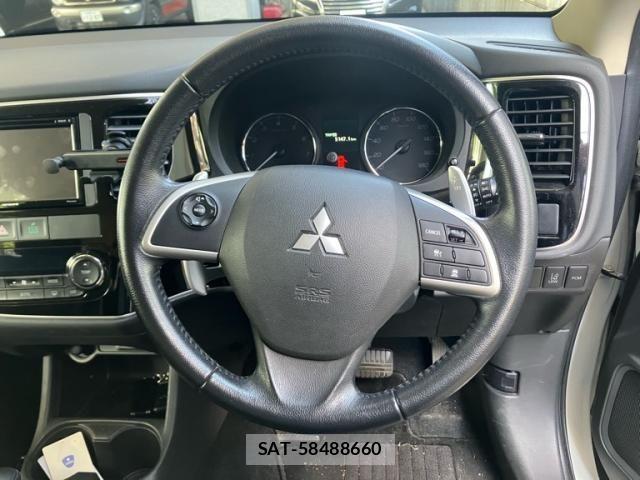 Mitsubishi OUTLANDER 2013-03 8246285-14