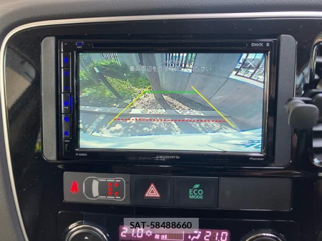 Mitsubishi OUTLANDER 2013-03 8246285-19