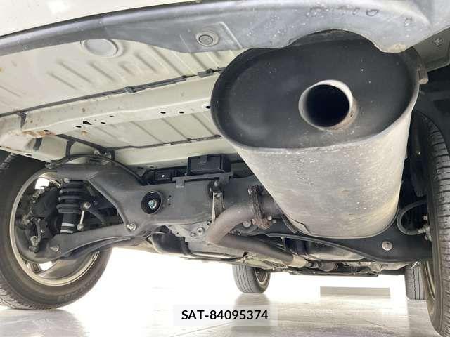Mitsubishi OUTLANDER 2017-07 8246283-9