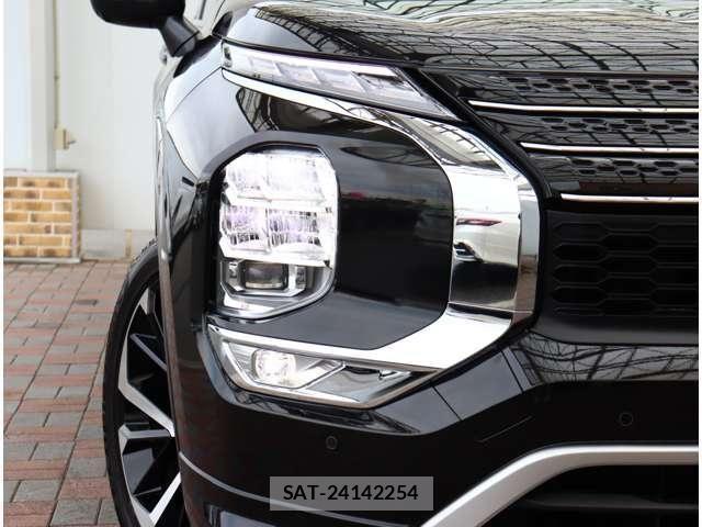Mitsubishi OUTLANDER 2022-01 8316291-15