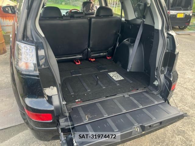 Mitsubishi OUTLANDER 2008-10 8316292-9
