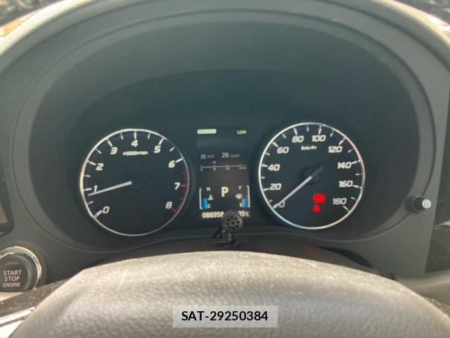 Mitsubishi OUTLANDER 2015-08 8368030-15