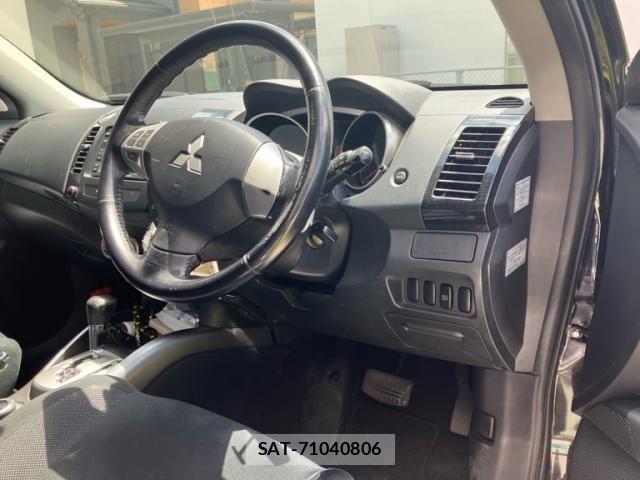 Mitsubishi OUTLANDER 2008-01 8368031-11