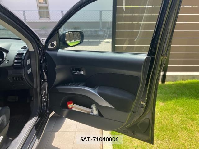 Mitsubishi OUTLANDER 2008-01 8368031-12