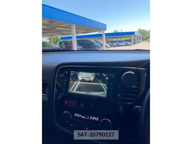 Mitsubishi OUTLANDER 2013-10 8372021-9