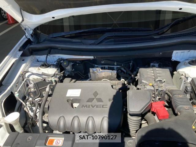 Mitsubishi OUTLANDER 2013-10 8372021-14