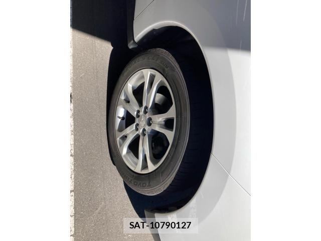 Mitsubishi OUTLANDER 2013-10 8372021-2