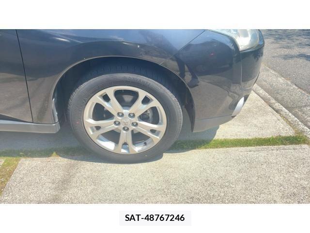 Mitsubishi OUTLANDER 2013-03 8414256-5