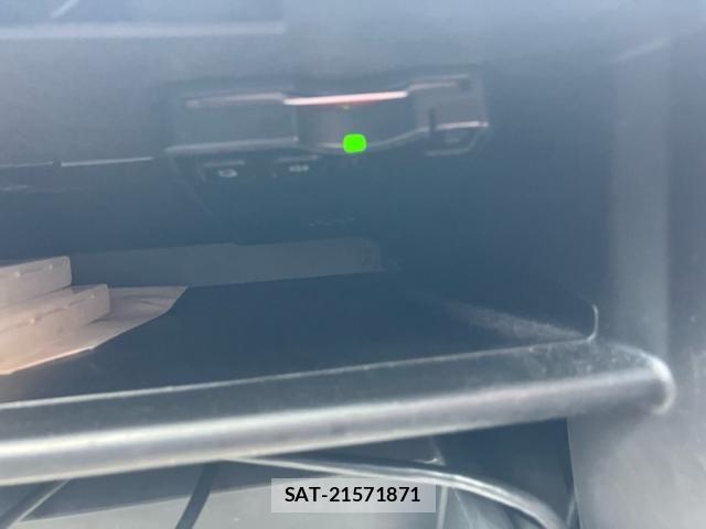 Mitsubishi OUTLANDER 2014-03 8414258-22