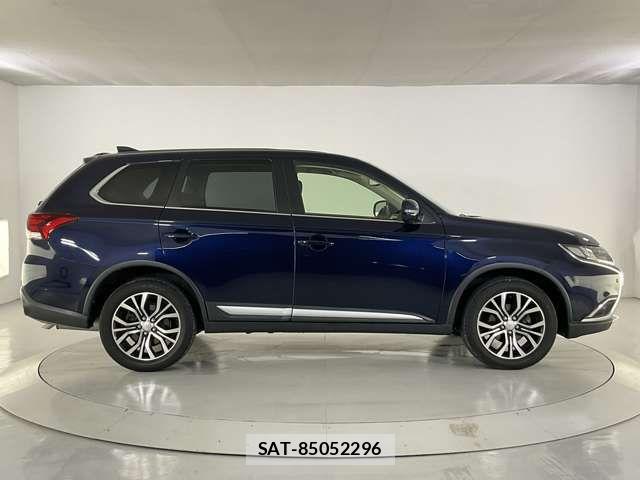 Mitsubishi OUTLANDER 2017-07 8563124-6