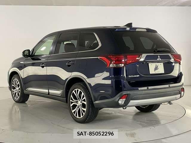 Mitsubishi OUTLANDER 2017-07 8563124-3