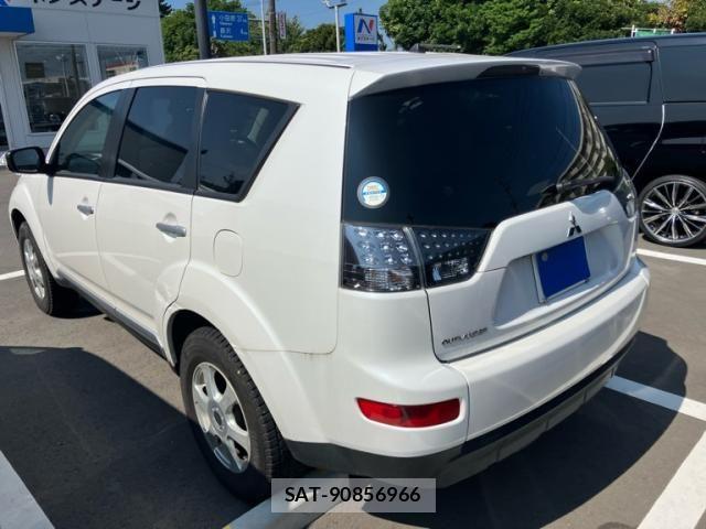 Mitsubishi OUTLANDER 2007-11 8563126-2