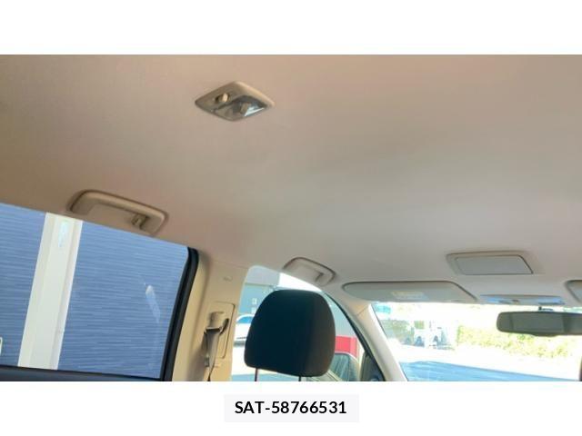 Mitsubishi OUTLANDER 2016-10 8563125-14
