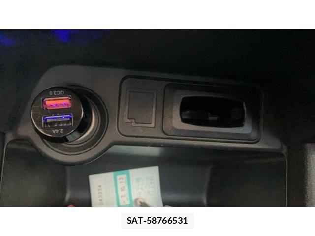 Mitsubishi OUTLANDER 2016-10 8563125-26