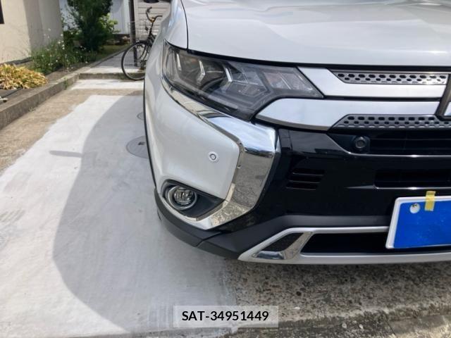 Mitsubishi OUTLANDER 2018-08 8745090-2