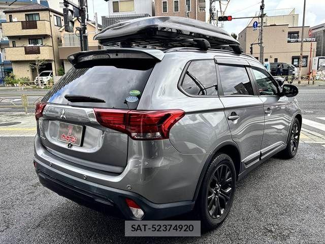 Mitsubishi OUTLANDER 2019-07 8850310-17