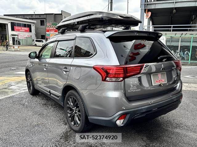 Mitsubishi OUTLANDER 2019-07 8850310-19