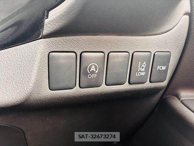 Mitsubishi OUTLANDER 2015-12 8871799-6