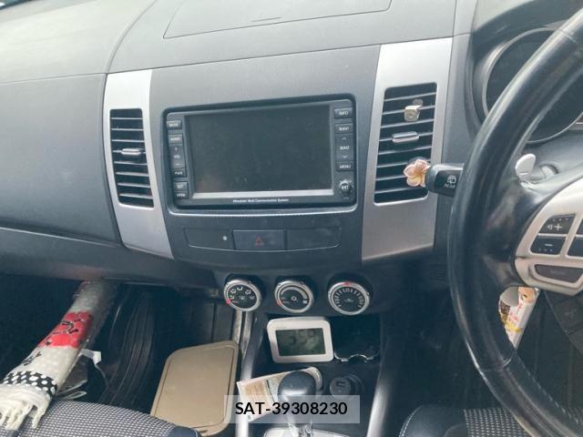 Mitsubishi OUTLANDER 2008-08 8871800-19
