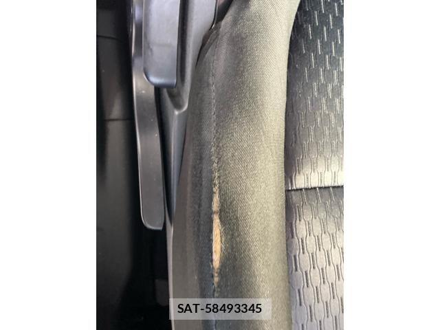 Mitsubishi OUTLANDER 2014-03 8881471-8