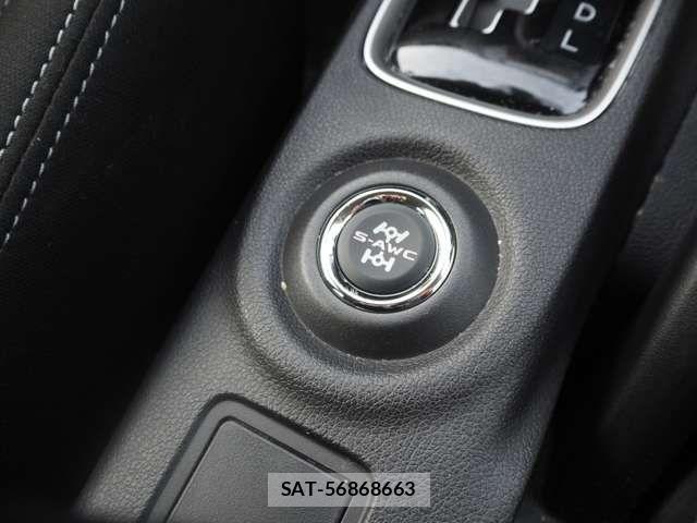 Mitsubishi OUTLANDER 2015-11 8884148-16