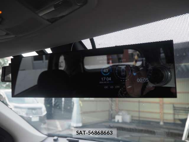 Mitsubishi OUTLANDER 2015-11 8884148-17