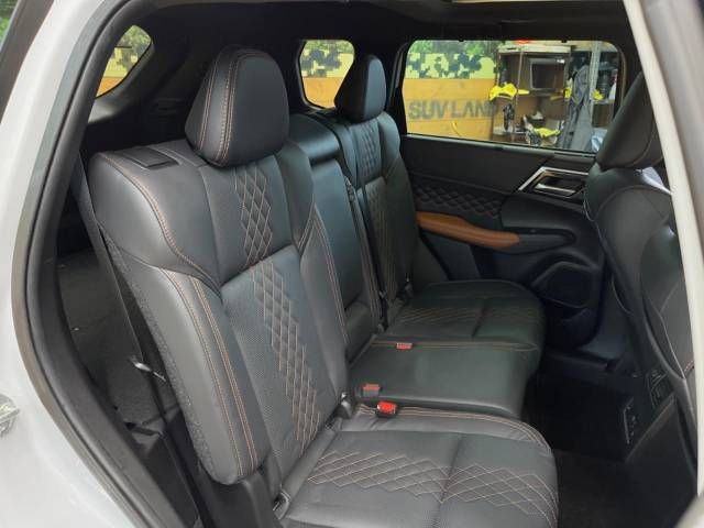 Mitsubishi OUTLANDER PHEV 2022-07 472232-11