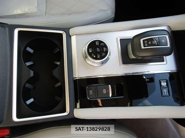 Mitsubishi OUTLANDER PHEV 2021-12 501417-13