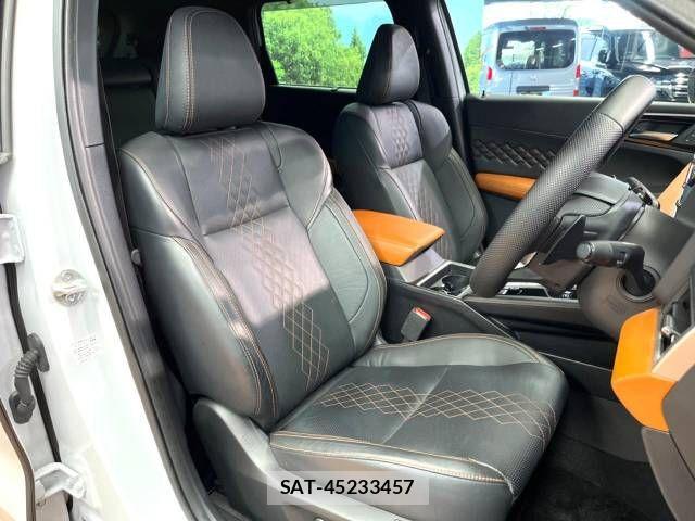 Mitsubishi OUTLANDER PHEV 2021-12 641148-10