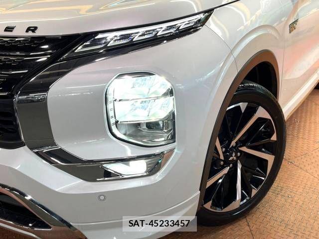 Mitsubishi OUTLANDER PHEV 2021-12 641148-14
