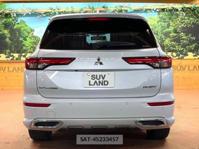 Mitsubishi OUTLANDER PHEV 2021-12 641148-17