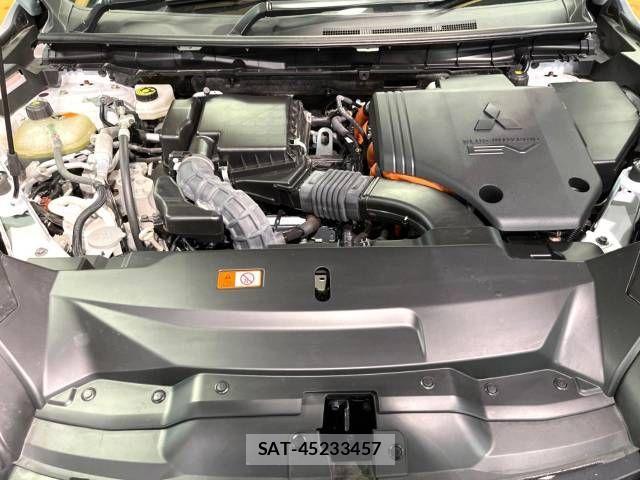 Mitsubishi OUTLANDER PHEV 2021-12 641148-18