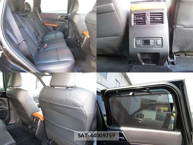 Mitsubishi OUTLANDER PHEV 2022-09 789894-11