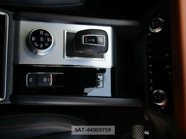 Mitsubishi OUTLANDER PHEV 2022-09 789894-16