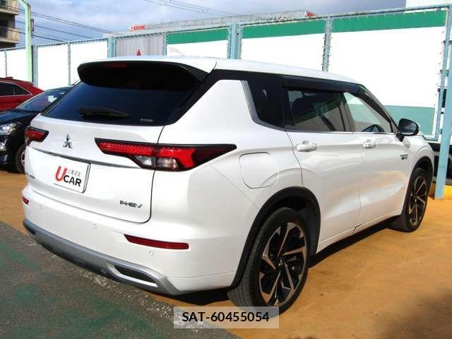 Mitsubishi OUTLANDER PHEV 2022-02 835663-6