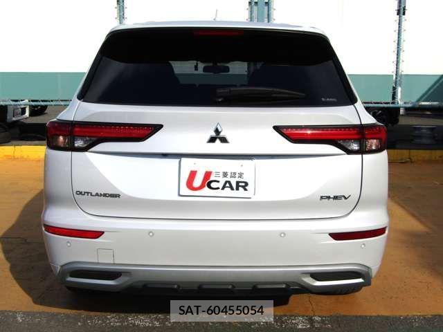 Mitsubishi OUTLANDER PHEV 2022-02 835663-7