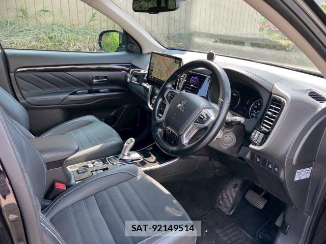 Mitsubishi OUTLANDER PHEV 2018-02 1134092-2