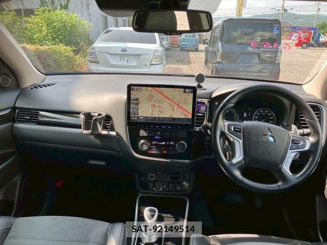 Mitsubishi OUTLANDER PHEV 2018-02 1134092-3